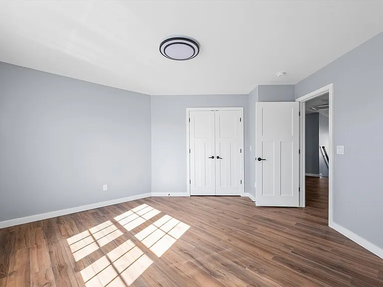 1306 Roberto Rd — Photo 35