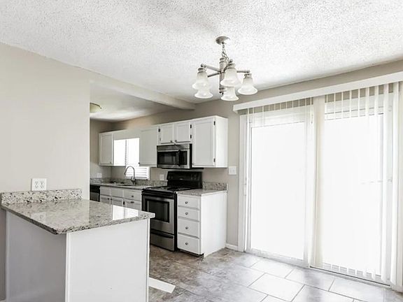 4th image of 453 Prickly Pear Dr