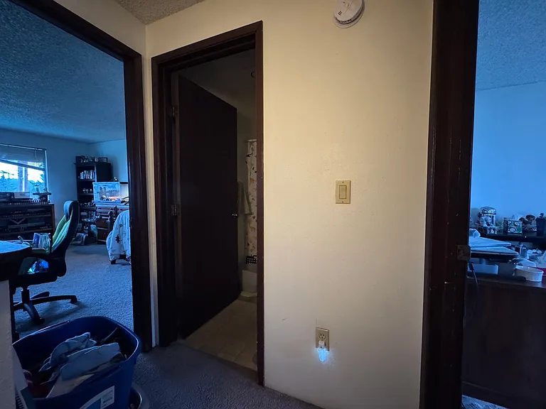 2111 Knox Ave #7 — Photo 16
