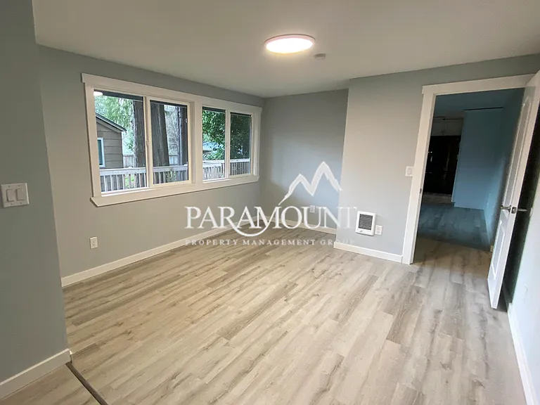 6321 Rest Pl NE — Photo 14