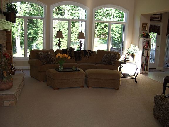 2nd image of 9045 Ledgemont Dr