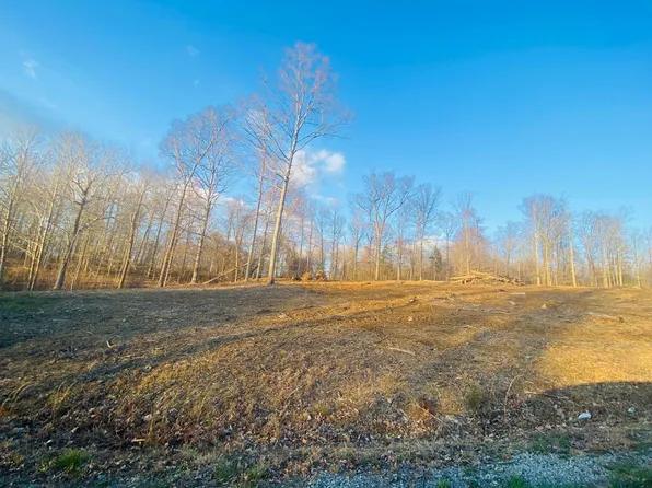 14-15 Sixteen Parkview Ests, Russell Springs, KY 42642