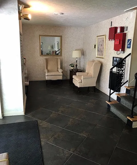 165 Thierman Ln — Photo 6
