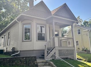315 Flagg St, Aurora, IL 60505