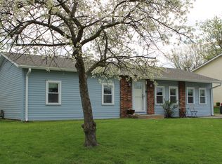 152 Monterey Dr, Bolingbrook, IL 60440