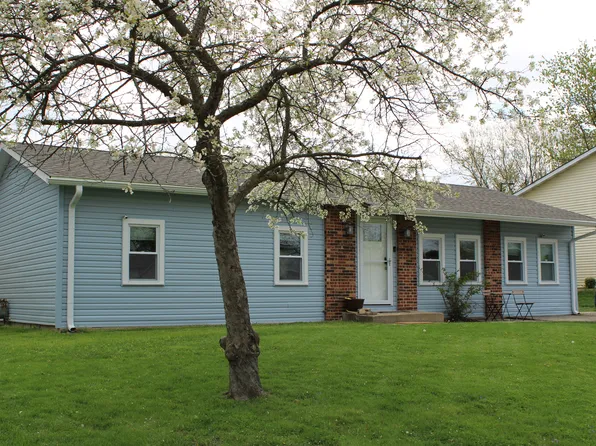 152 Monterey Dr, Bolingbrook, IL 60440