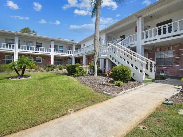 4746 Azalea Dr APT 214, New Port Richey, FL 34652