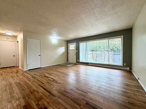 2nd image of 4522-4624 SE 29th Ave