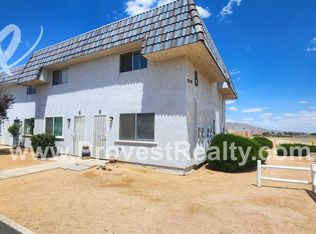 Sioux Rd 22526- / AVT 2 LLC, Apple Valley, CA 92308
