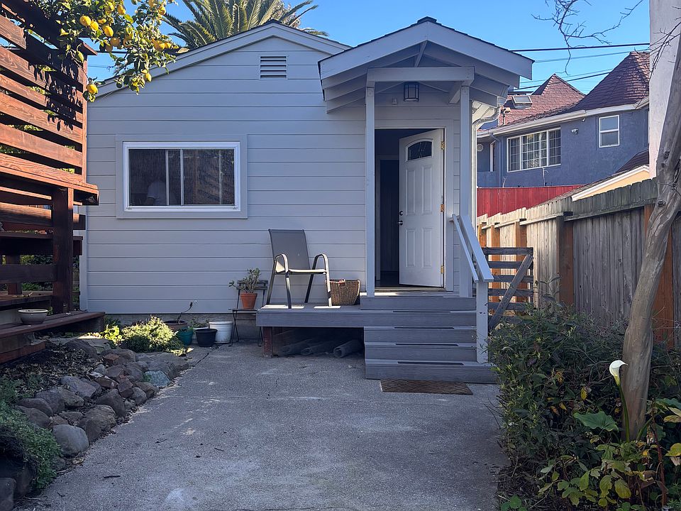 1st image of 410A Dimm St