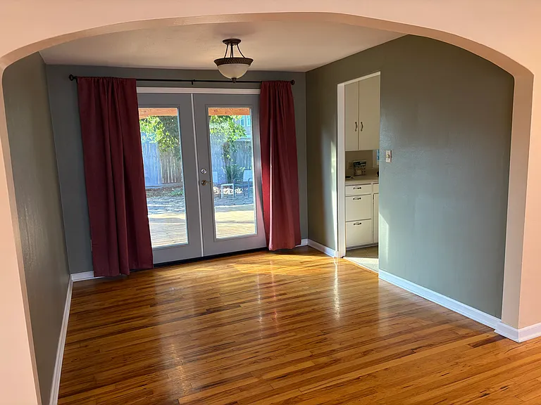 665 SE Vera Ave — Photo 10