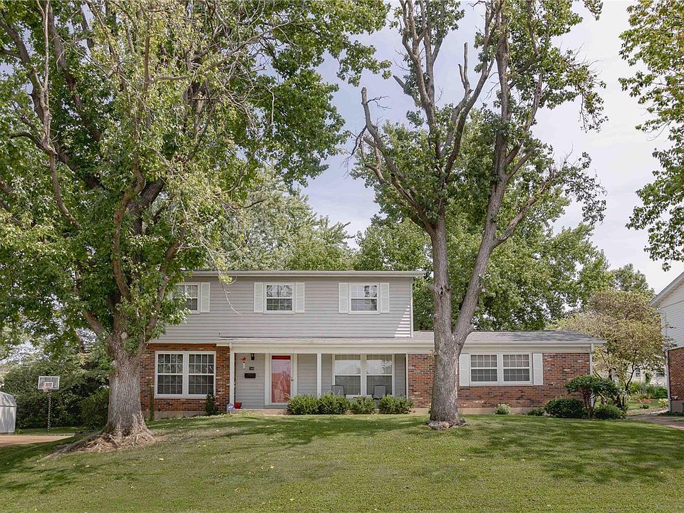 1st image of 740 Saddle Dr
