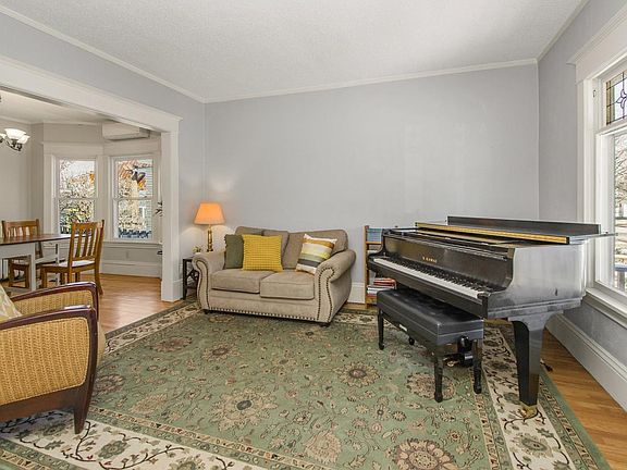 5th image of 1737 Hague Ave