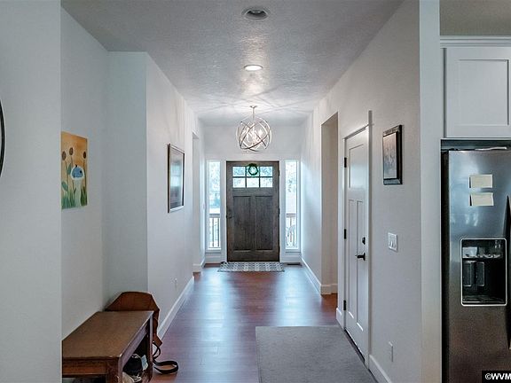 5th image of 1767 Ptarmigan St NW