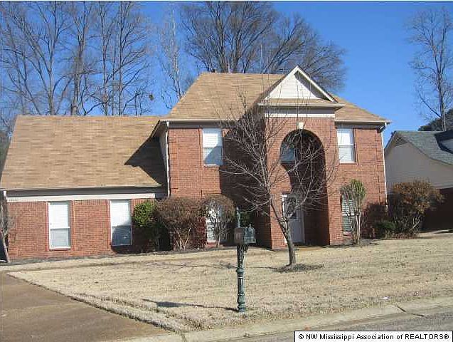 1st image of 1058 Berkshire Cir