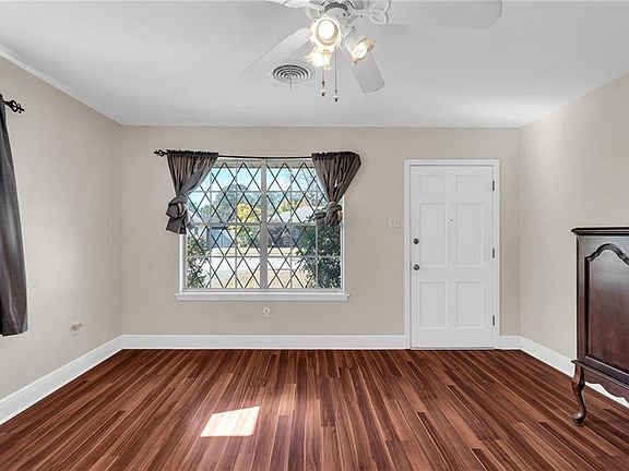 5th image of 1600 Tropic Dr