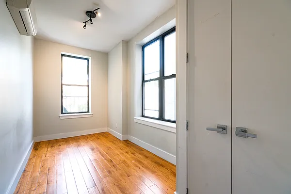 Rented by SCOUTBK.COM | media 53