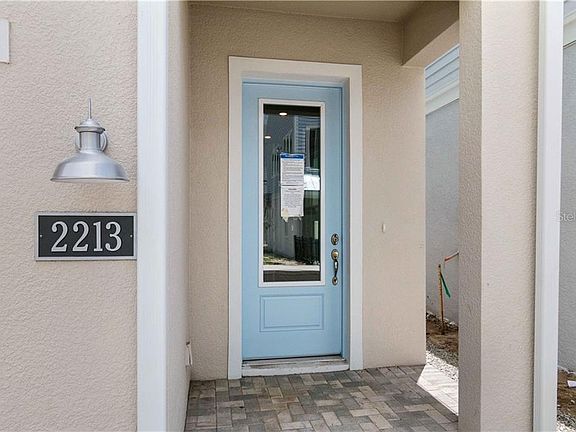 2nd image of 2213 Muesel St
