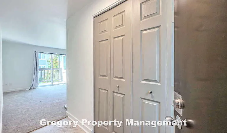 6700 NE 182nd St #B302 — Photo 6