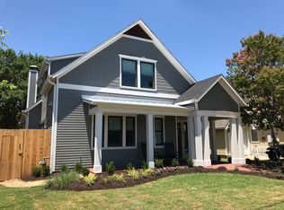 523 E Texas St, Grapevine, TX 76051