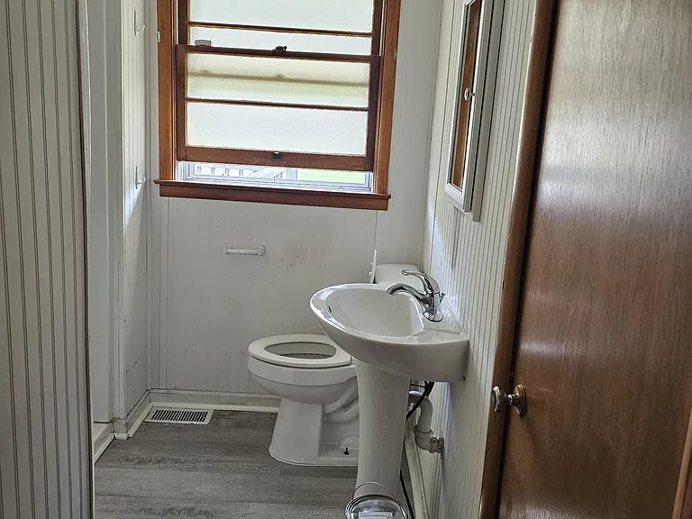 208 Chestnut Dr — Photo 10