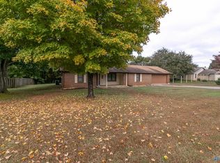 313 Red Oak Rd, Madison, AL 35758