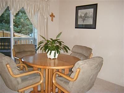 4th image of 1318 NW Slate Ln