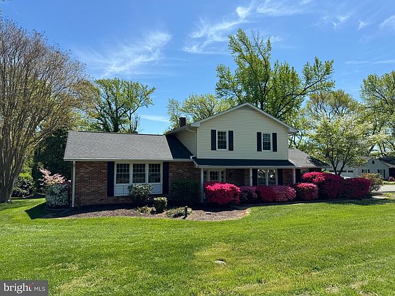 2nd image of 315 Five Farms Dr