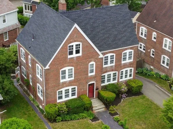 398 Blue Hill Ave, Milton, MA 02186