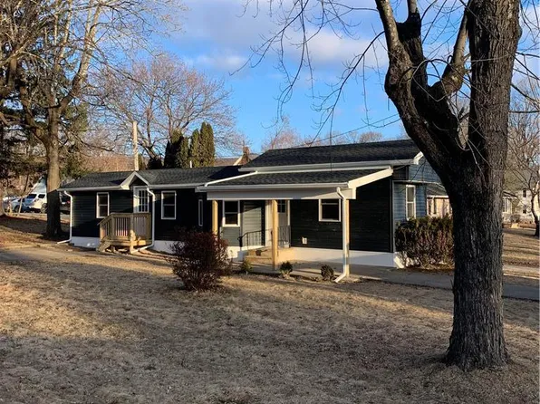 32 S 9th St, Bangor, PA 18013