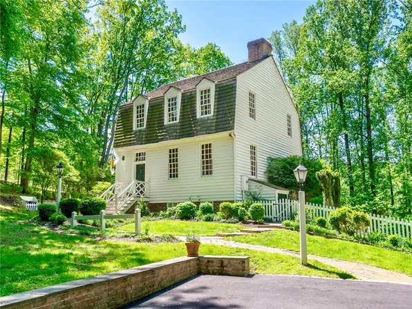 1108 S Barbara Dr, Alburtis, PA 18011