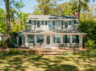 635 Island Vw, Bath, NC 27808