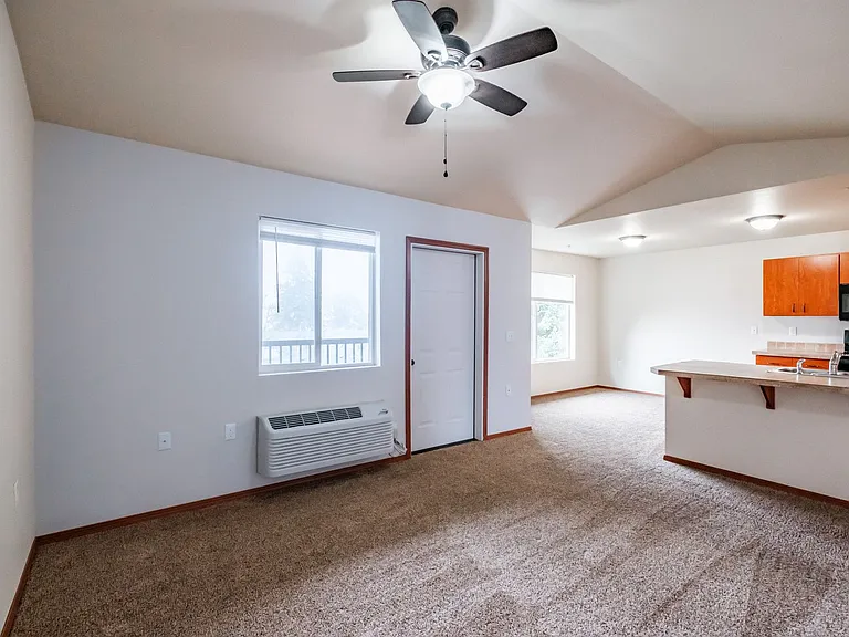 Aspen Place Apartments — Photo 155