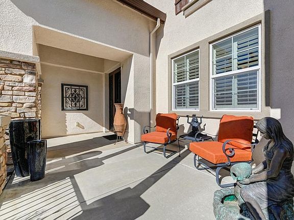 2nd image of 1468 Eaglesfield Ln
