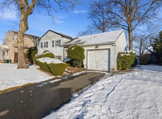 2393 Maple Avenue, Seaford, NY 11783