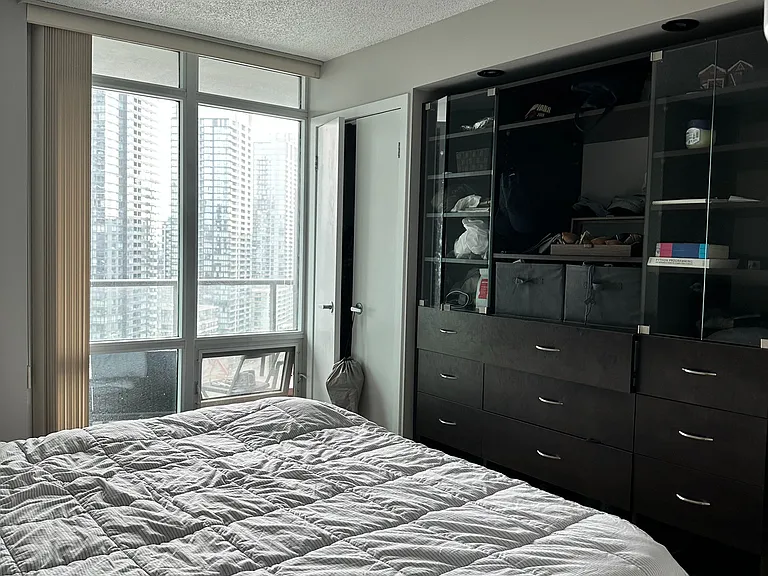 373 Front St W #2305 — Photo 7