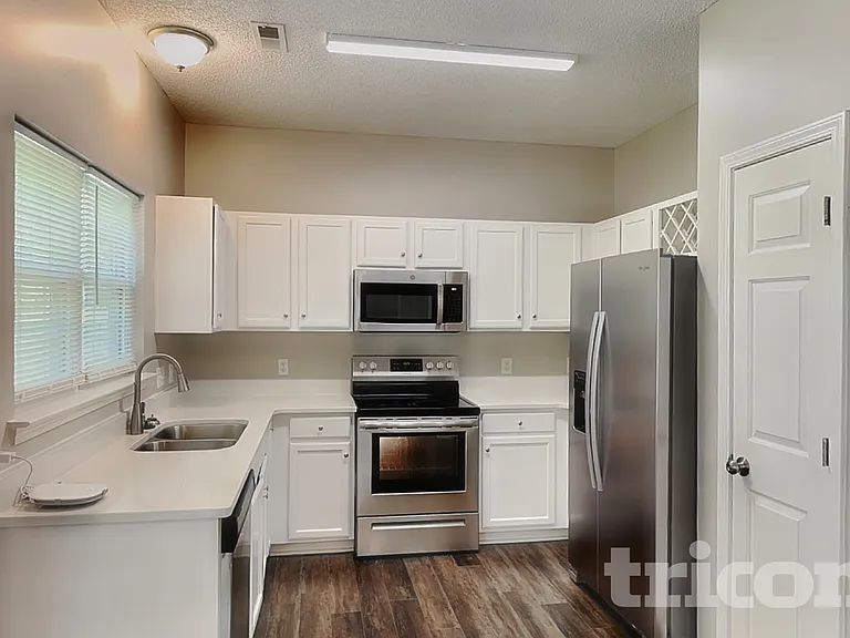 6800 Brancusi Ct — Photo 6