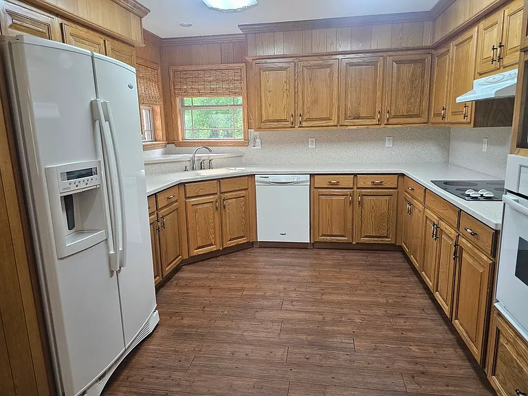1316 Brown Rd — Photo 17