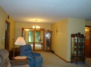 122 Ray St, Poplar Grove, IL 61065