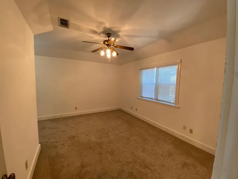 6000 Shadow Valley Cv #A — Photo 15