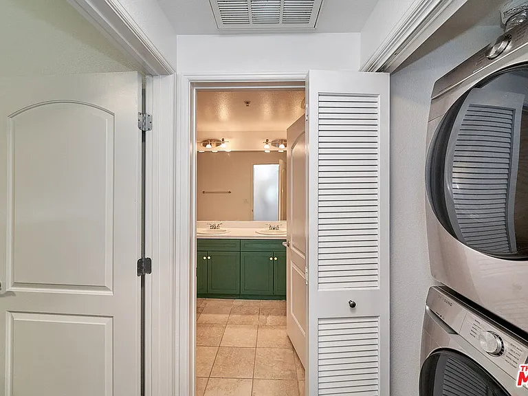629 Traction Ave #103 — Photo 14