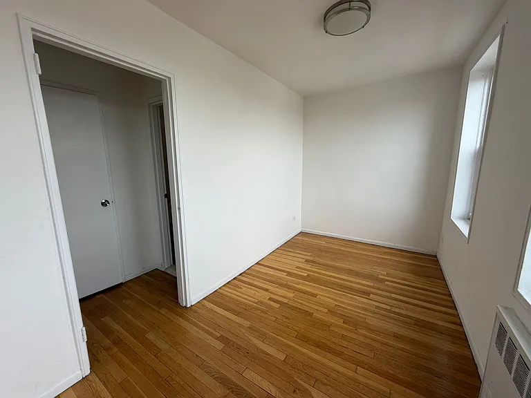 1001-1005 Walton Ave #3F — Photo 11