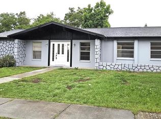 2202 Whitney Pl, Valrico, FL 33594