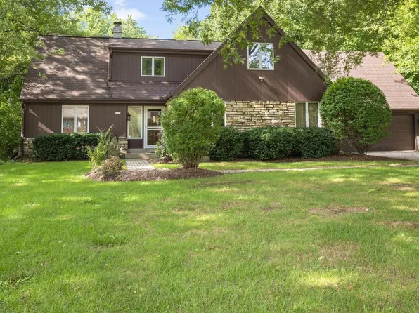 2515 W Wending DRIVE, Glendale, WI 53209