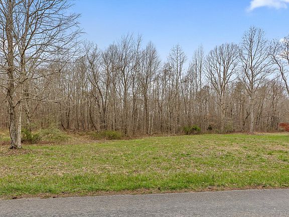 4th image of 225 Prater Rd