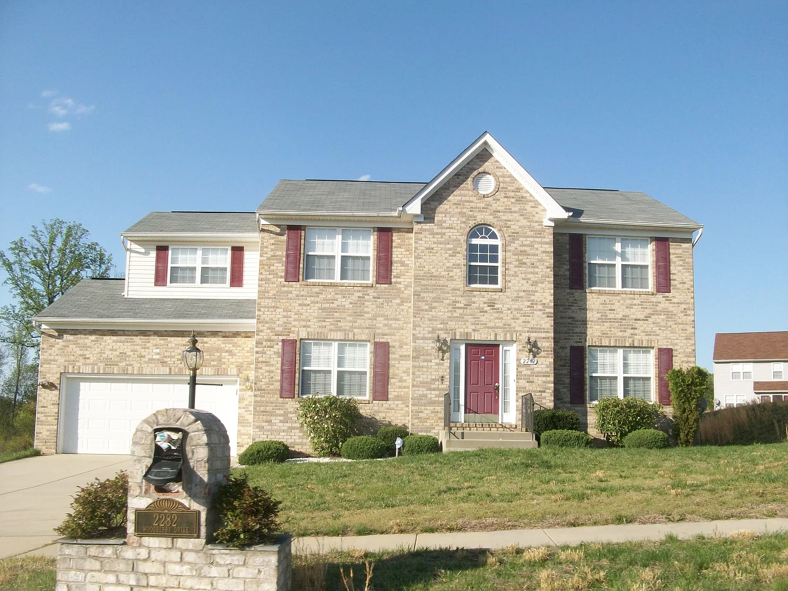 2282 Woodberry Dr photo 1