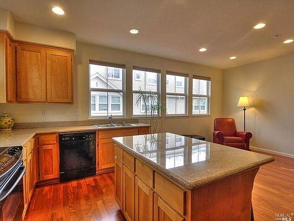 Bright open kitchen with keeping room
