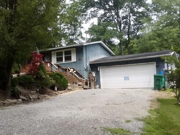 21 W Homer St, Greenville, PA 16125
