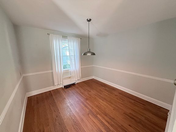 4th image of 3413 Monument Ave #1
