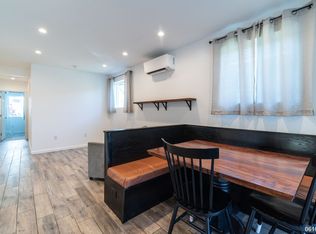 1633 Ahihi St, Honolulu, HI 96819